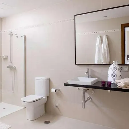 Puerto Del Carmen Sleeps 8 Pool Wifi Puerto del Carmen (Lanzarote)